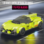 Block Remote Control Green Car - 178 pcs - Remote operated - Image 3